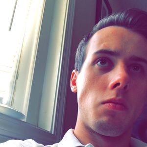 Meet your Posher, Dominic